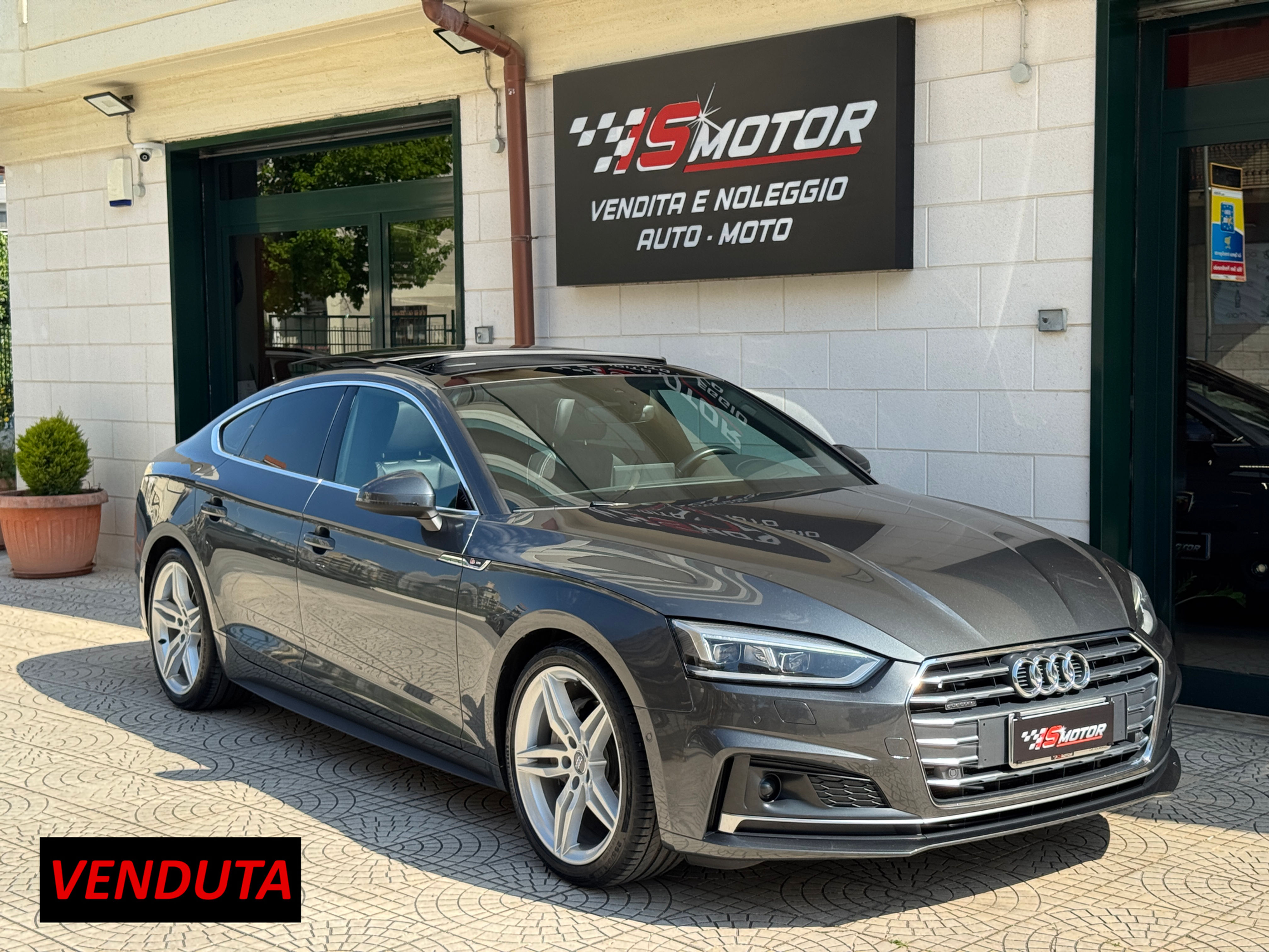 𝐀𝐔𝐃𝐈 𝐀𝟓 𝐒𝐏𝐁 𝟒𝟎 𝐓𝐃𝐈 𝐐𝐔𝐀𝐓𝐓𝐑𝐎 𝐒 𝐋𝐈𝐍𝐄 𝐒-𝐓𝐑𝐎𝐍𝐈𝐂