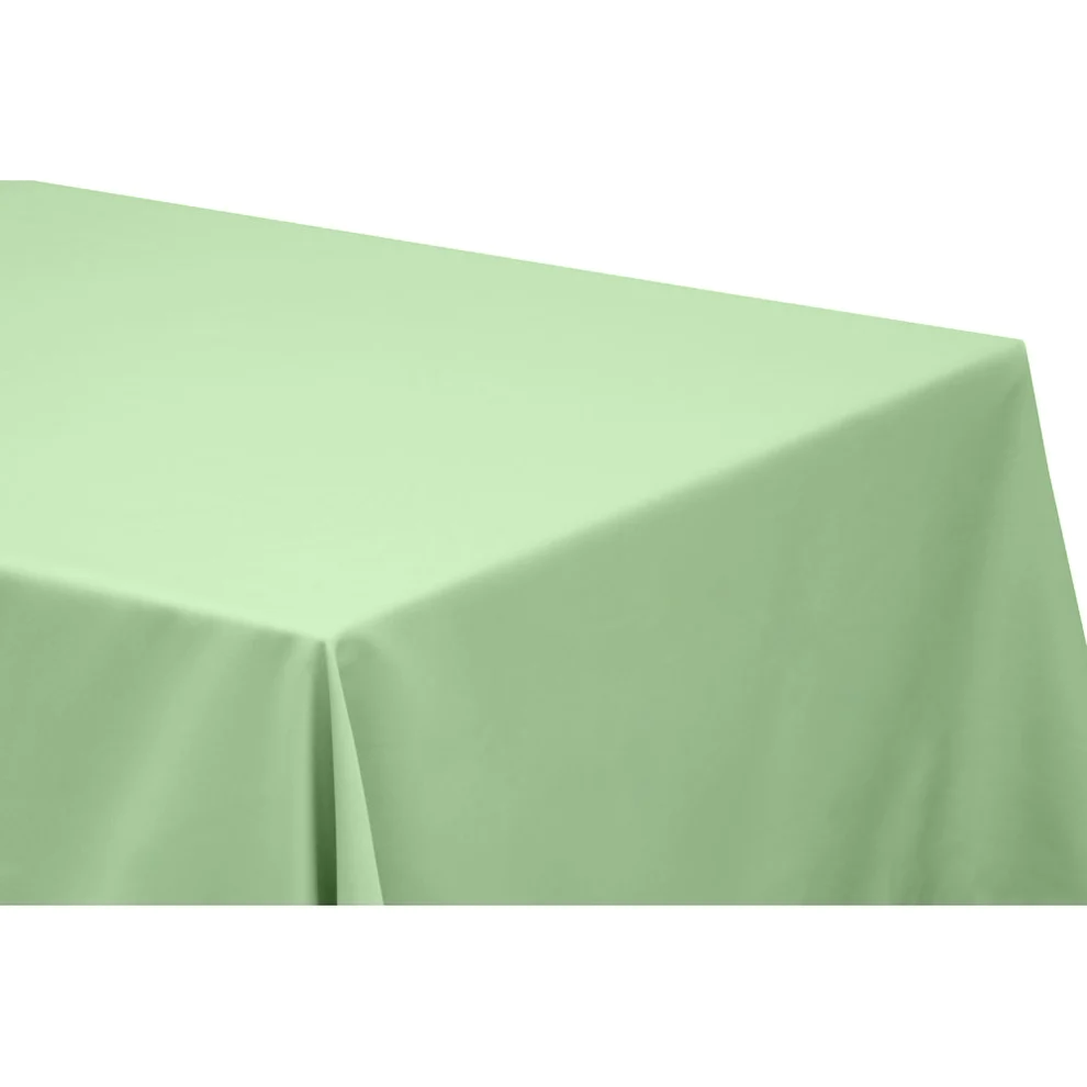 90x132RectangularOblongPolyesterTablecloth_MintGreen.webp