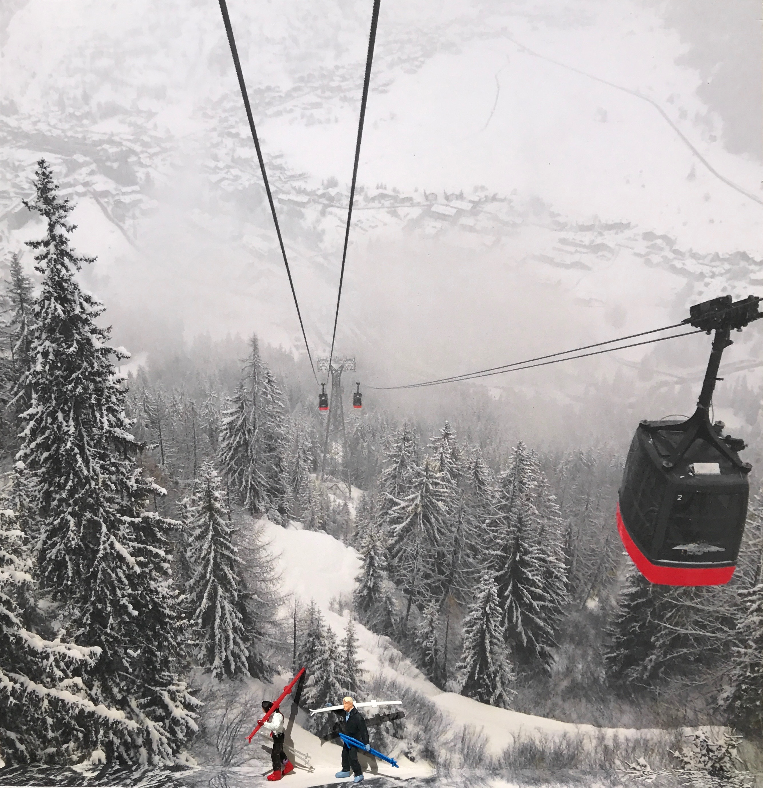 RED CABLE CAR