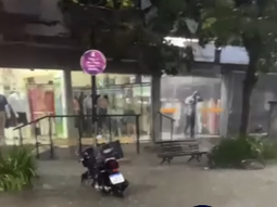 Chuva forte causa alagamentos e quedas de árvores em Itatiaia