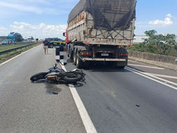 Motociclista fica gravemente ferido em acidente na Dutra, em Itatiaia