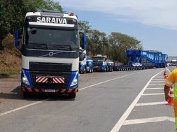 Serra das Araras deve ter operação especial no domingo para descida de carga superdimensionada