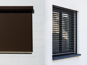 Poznáte hlavné rozdiely medzi vonkajšími žalúziami a roletami ?