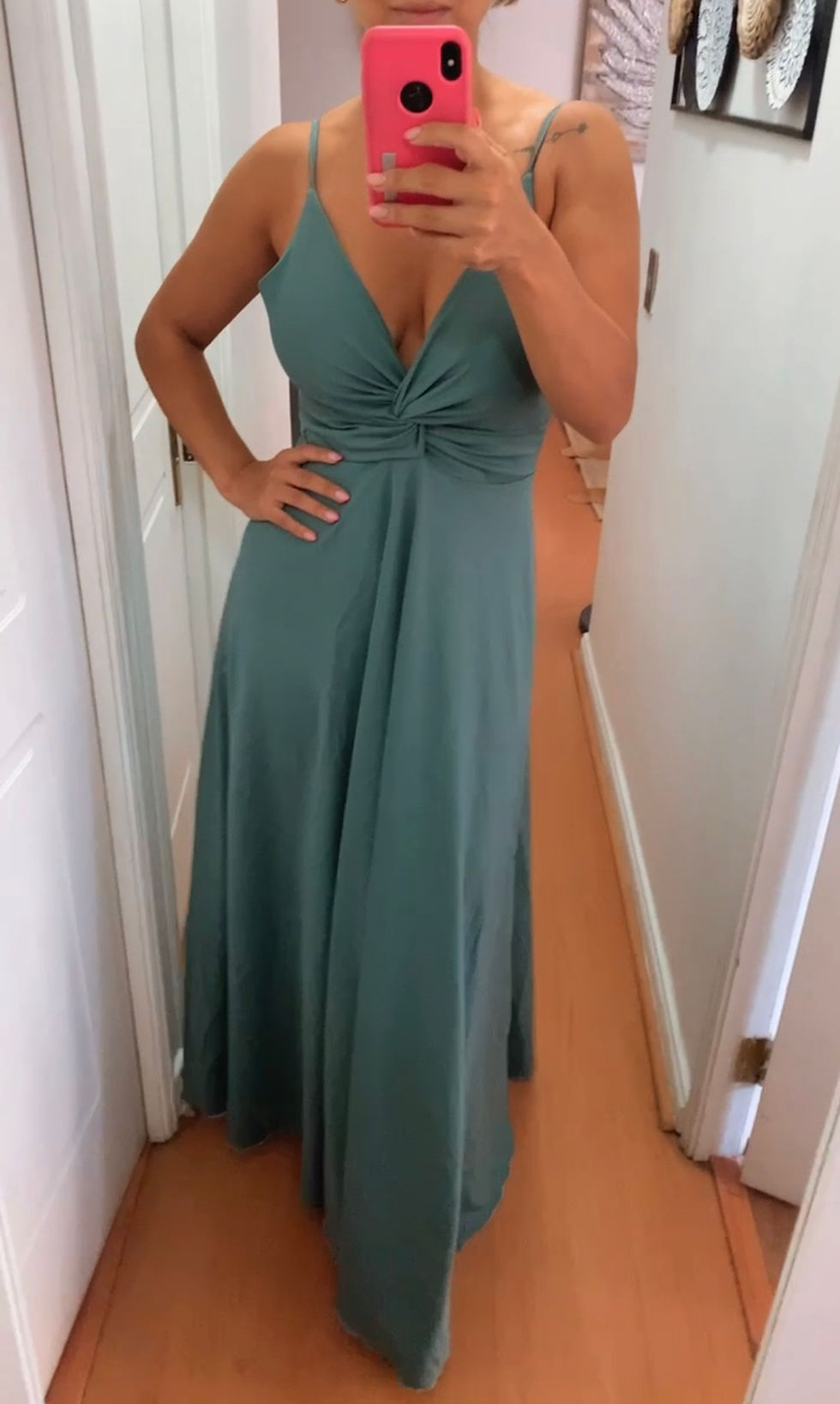Miniatura: Vestido nudo verde engomado