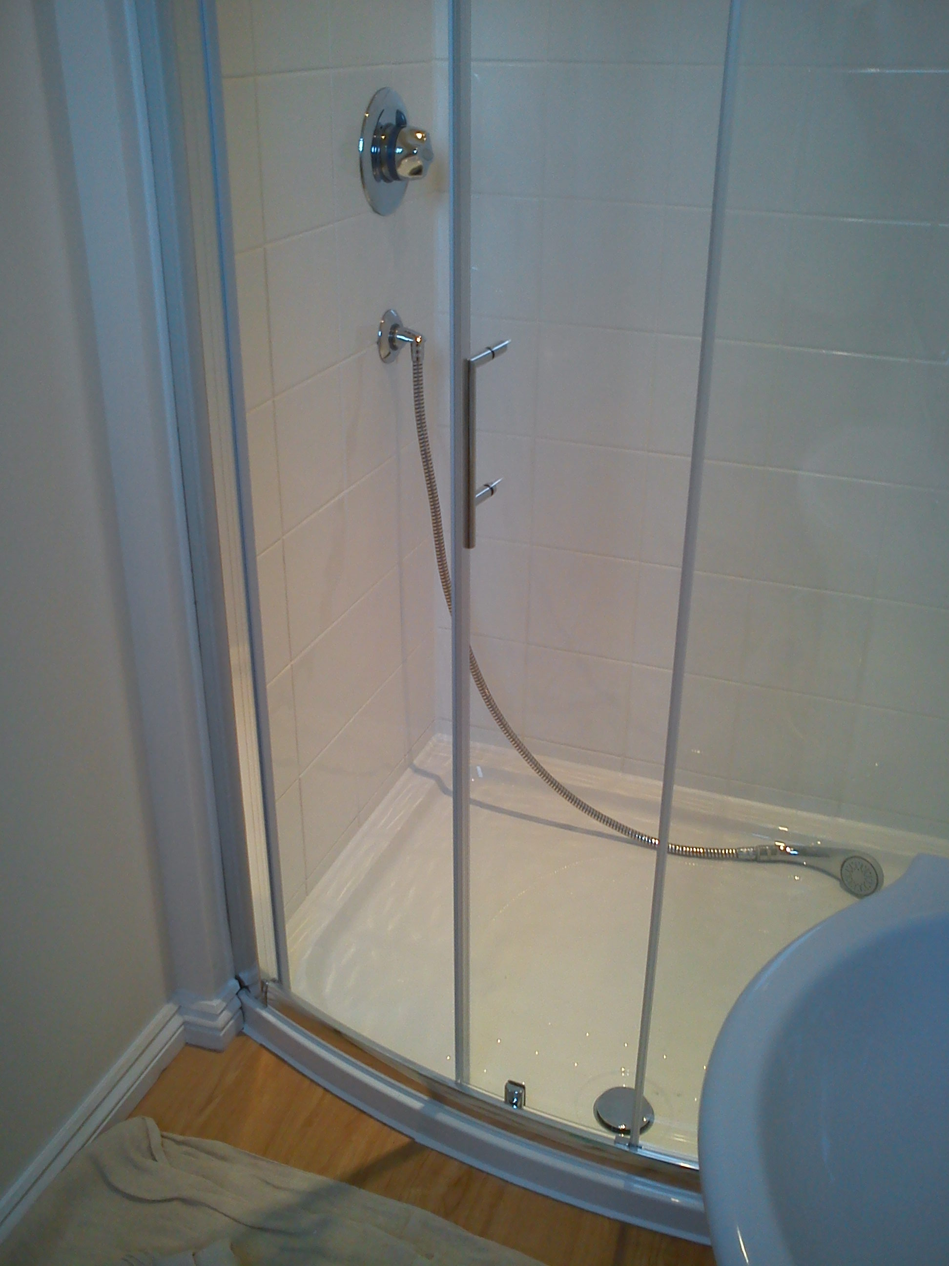 BATHROOM REFURBISHMENTS