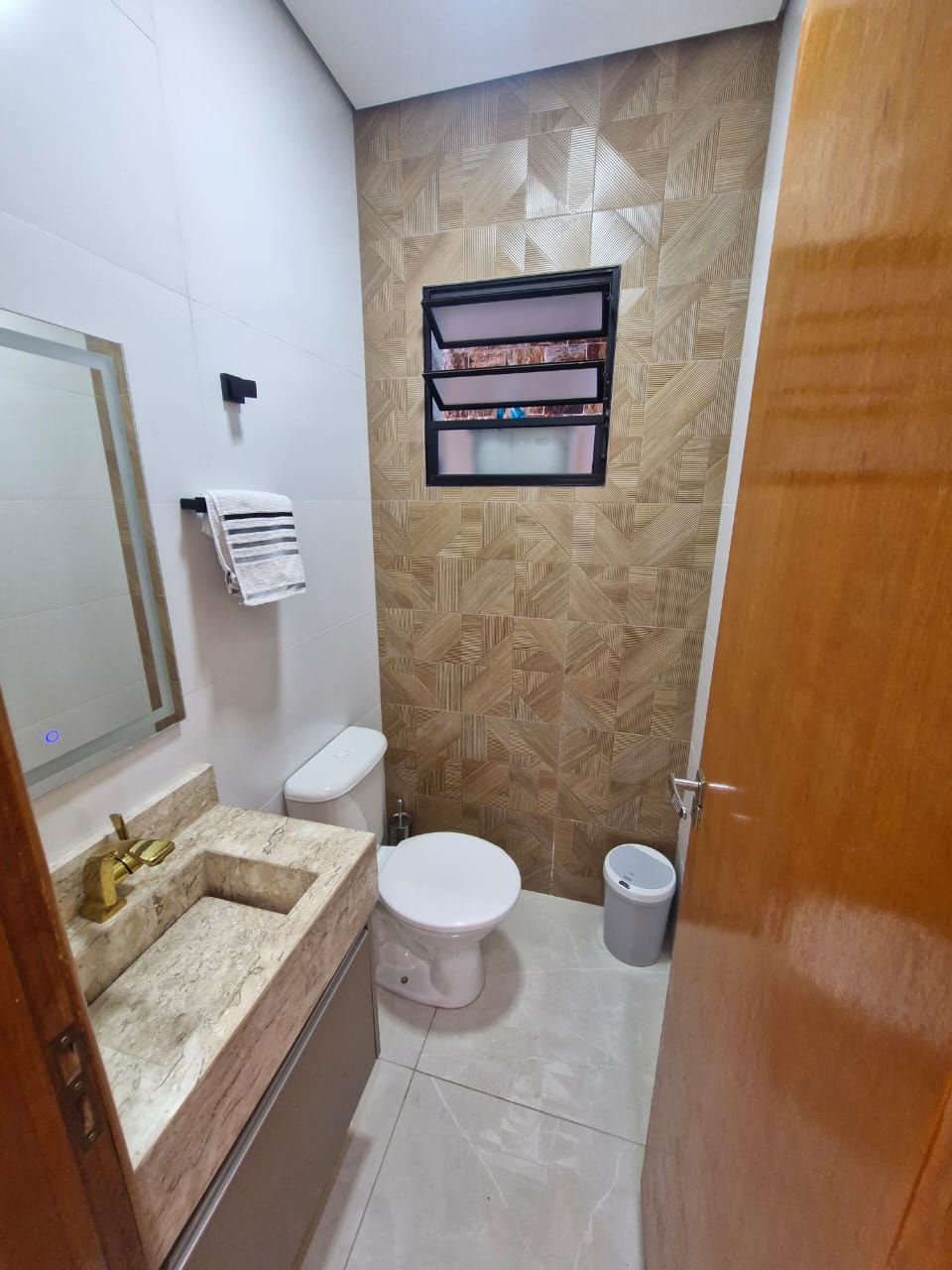 Miniatura: Sobrado de 2  Suítes  em Villagio - Brás Cubas, Mogi das Cruzes - SP