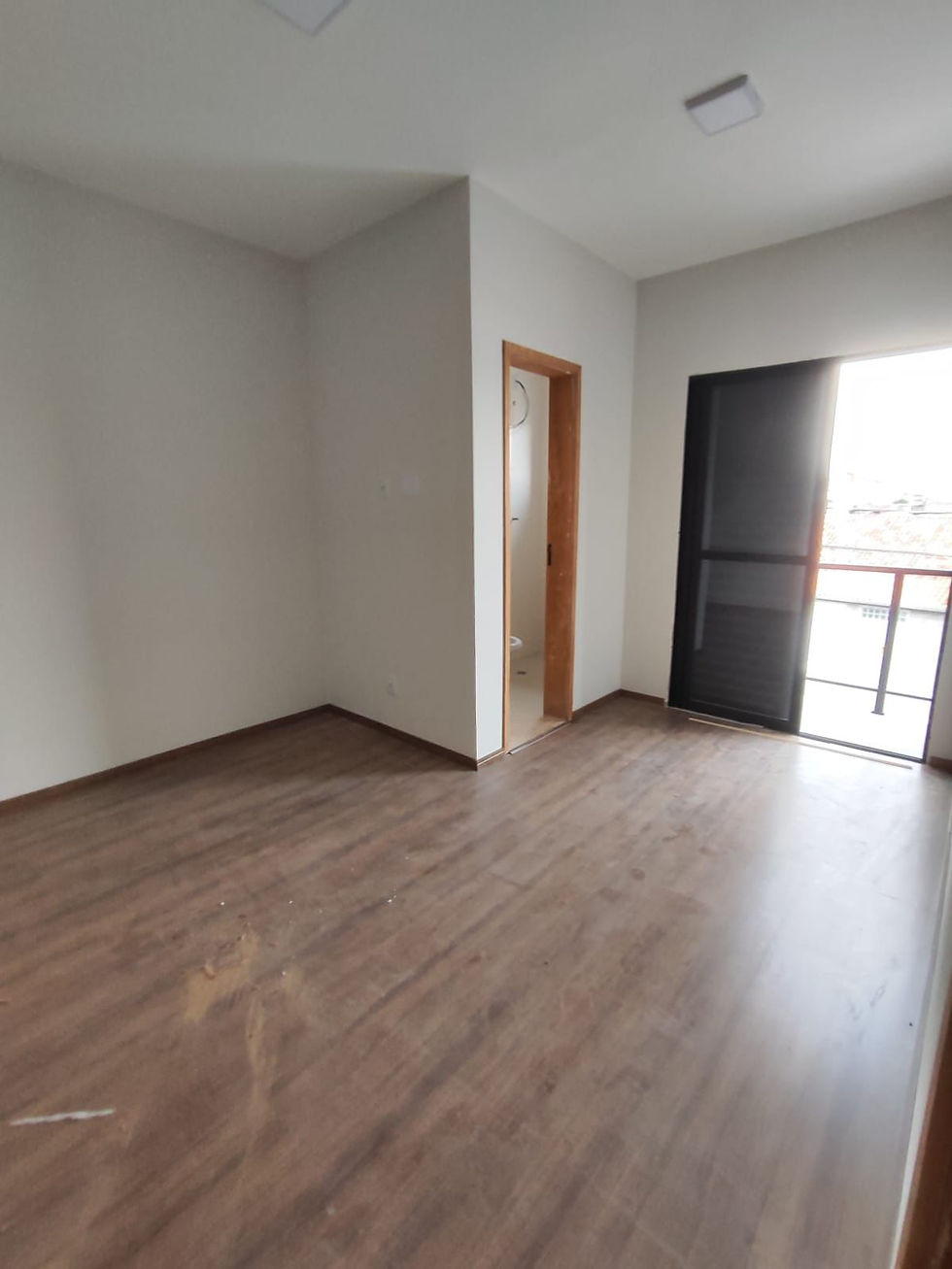 Miniatura: Villagio de Casas de 2 Dormitórios em Jardim Universo 