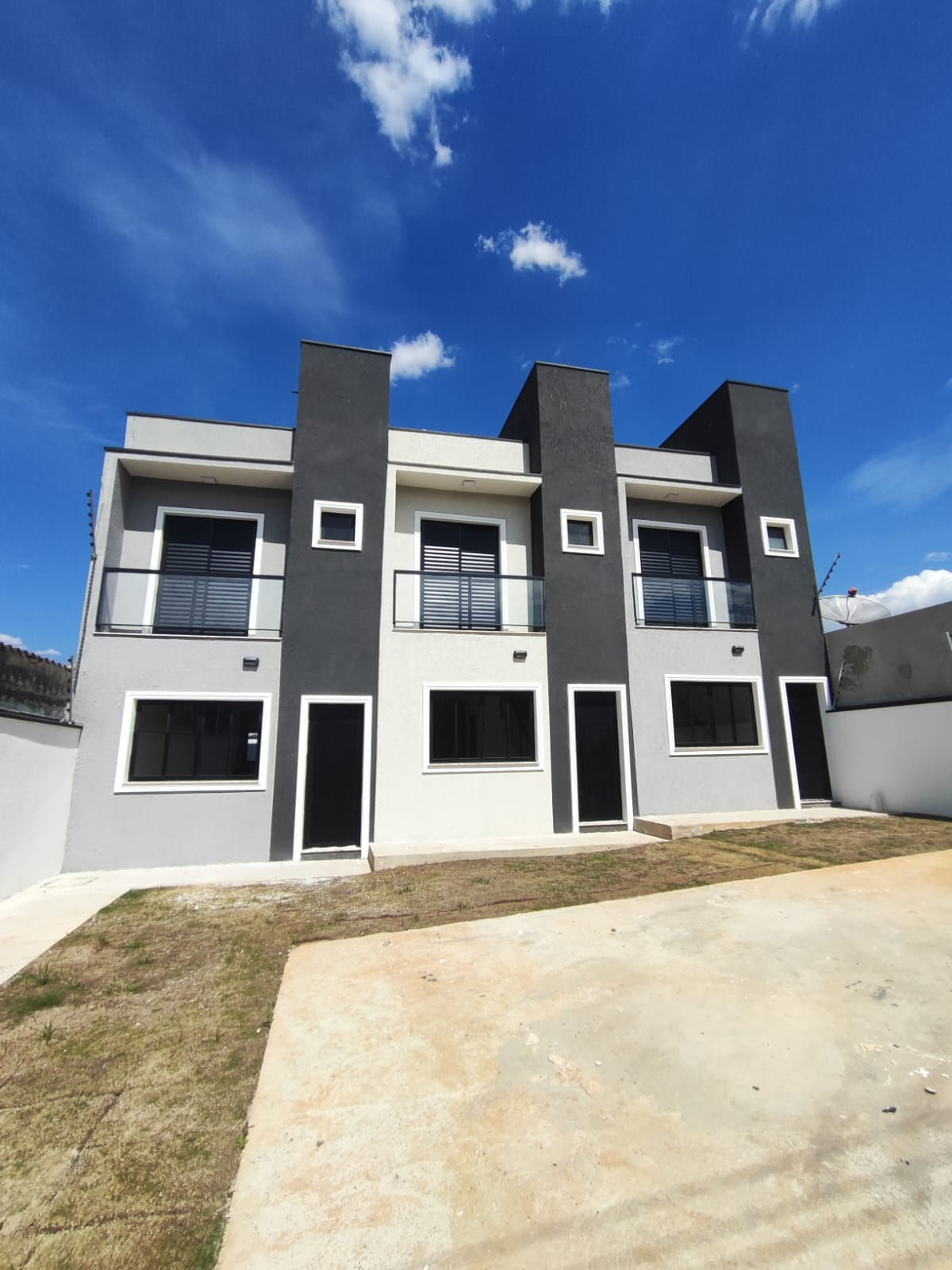 Villagio de Casas de 2 Dormitórios em Brás Cubas 