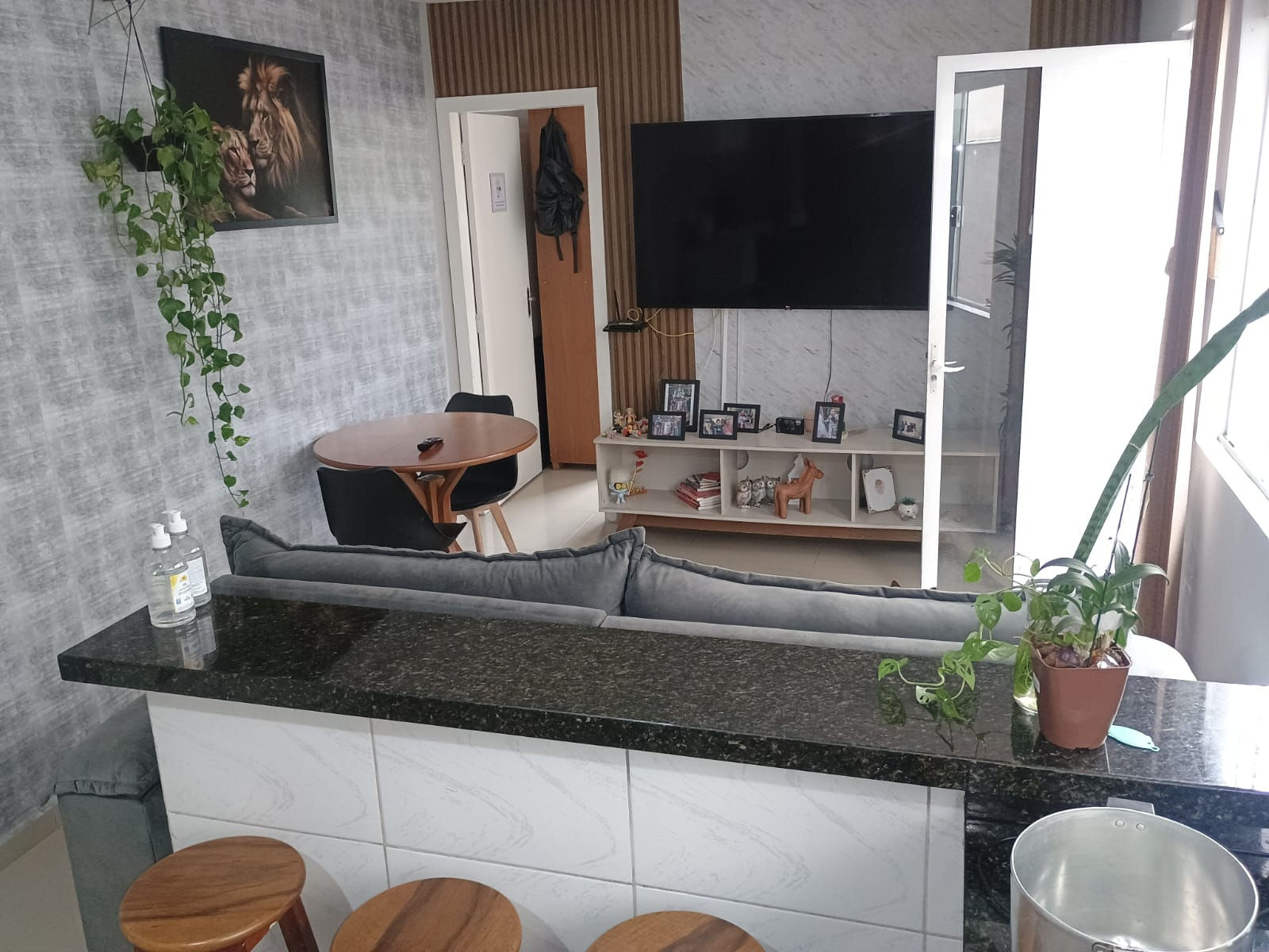 Casa com 2 Dormitórios - Vila Agusta, Itaquaquecetuba