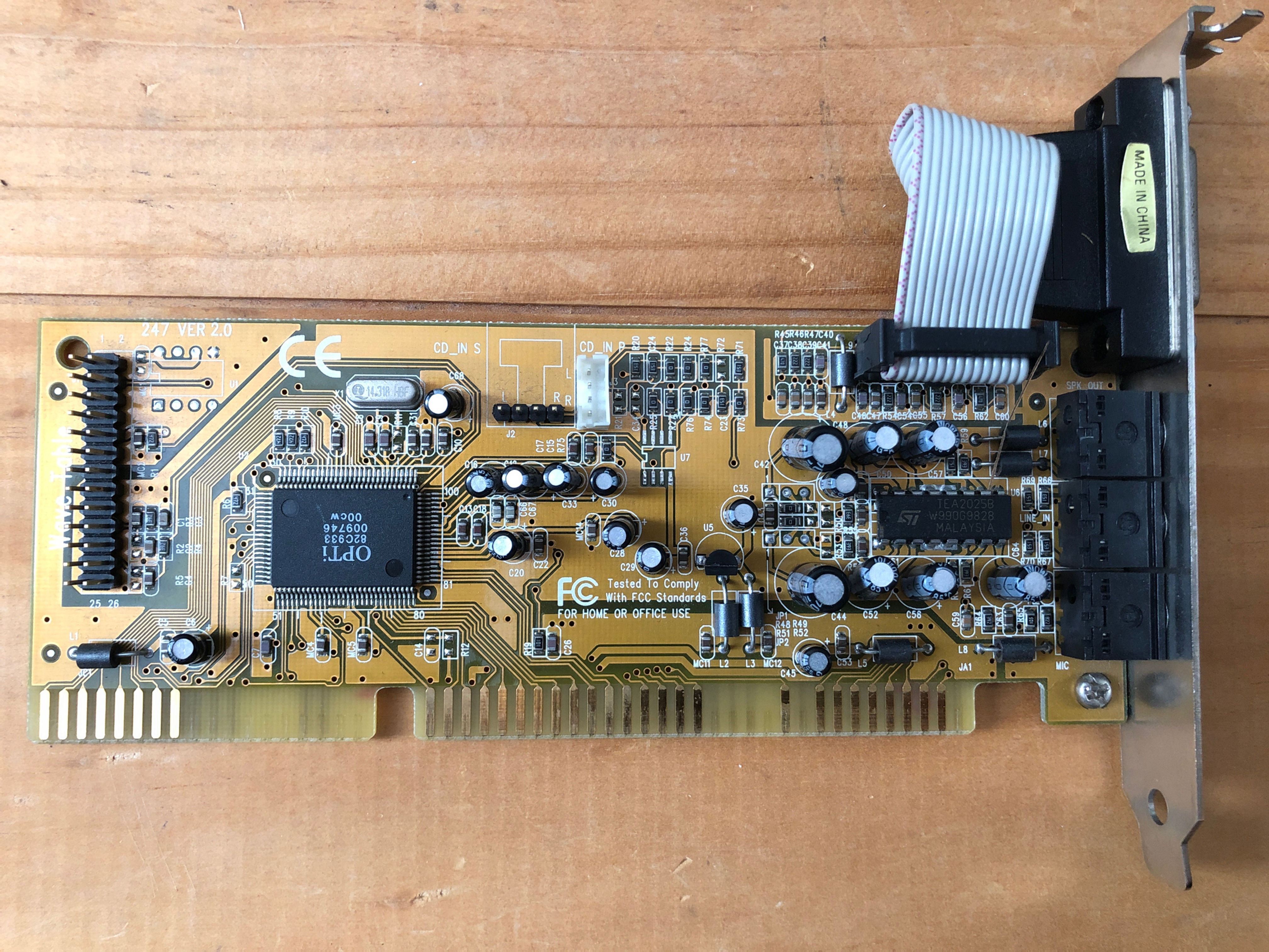 Shuttle HOT-247 Spacewalker 3D ISA Sound Card