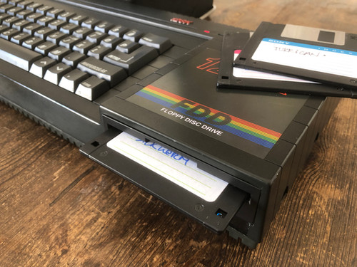 ZX Spectrum +3e | 8bits4ever