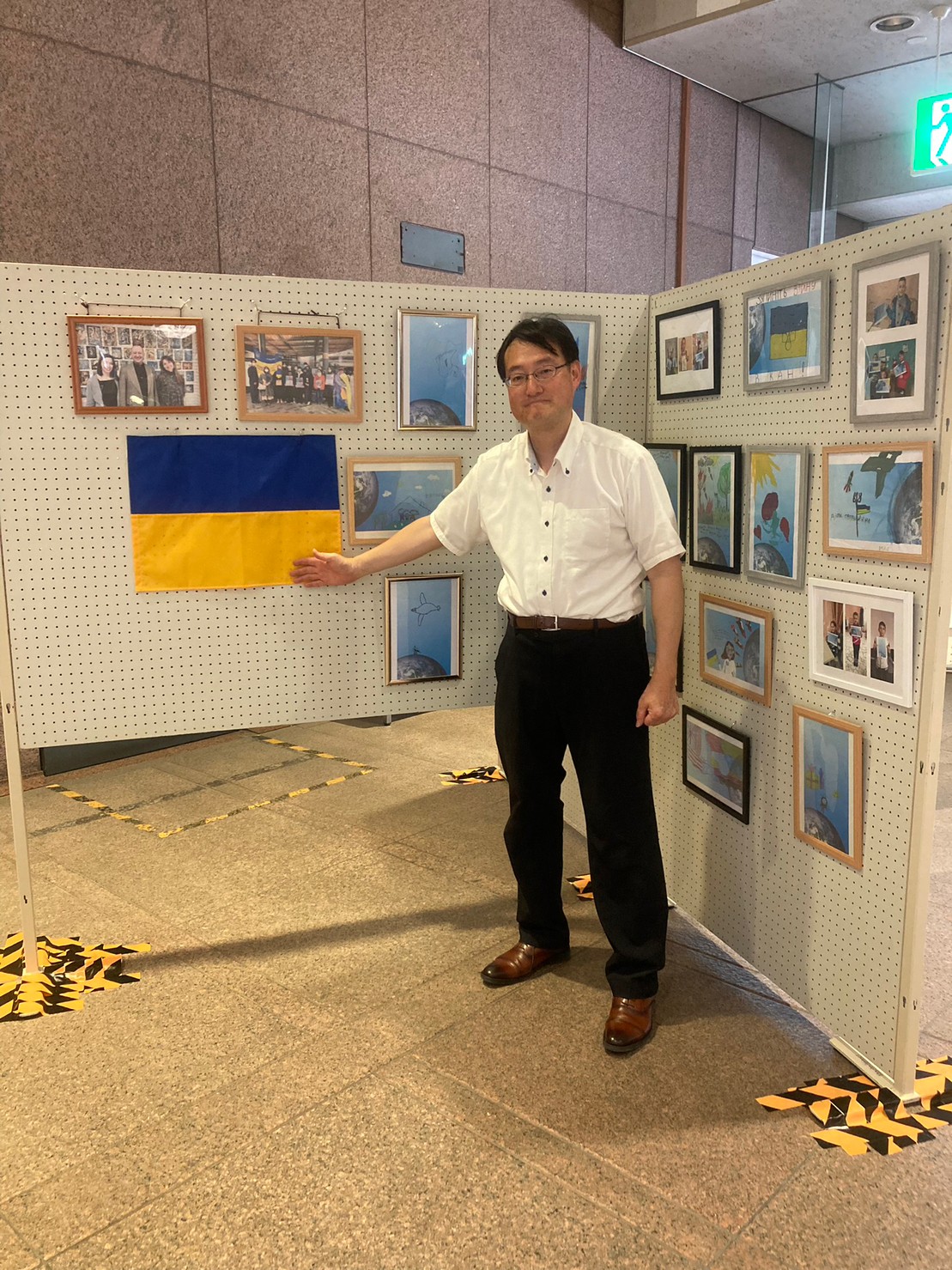 絵の展示を行いました！@前橋市役所の活動写真 - d4d5b2 7ce2670675784b57a819b7743500befe~mv2