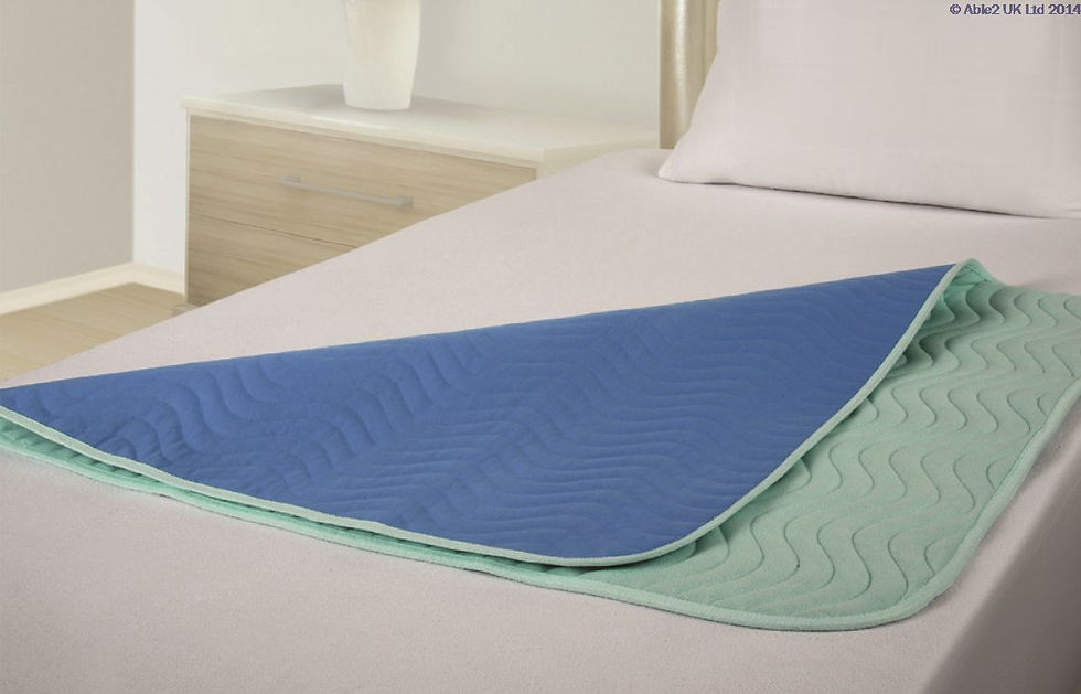 Vida Washable Bed Pad - Midi - 70 x 90cm - with tucks - Green