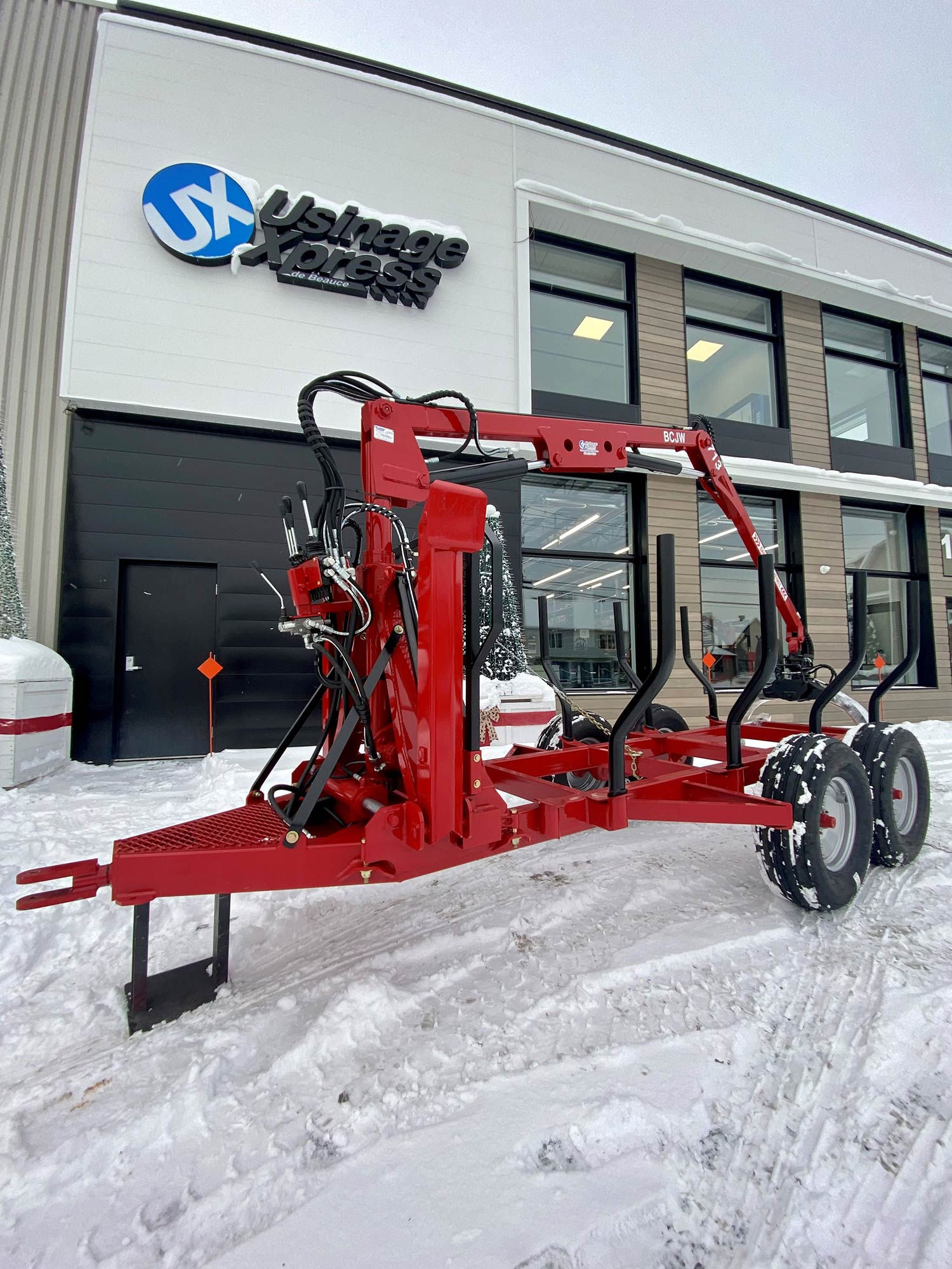 Chargeuse à bois 713