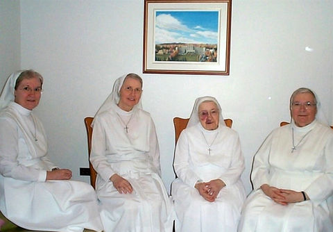 augustines-de-la-misericorde-les-dernieres-a-quitter.jpg