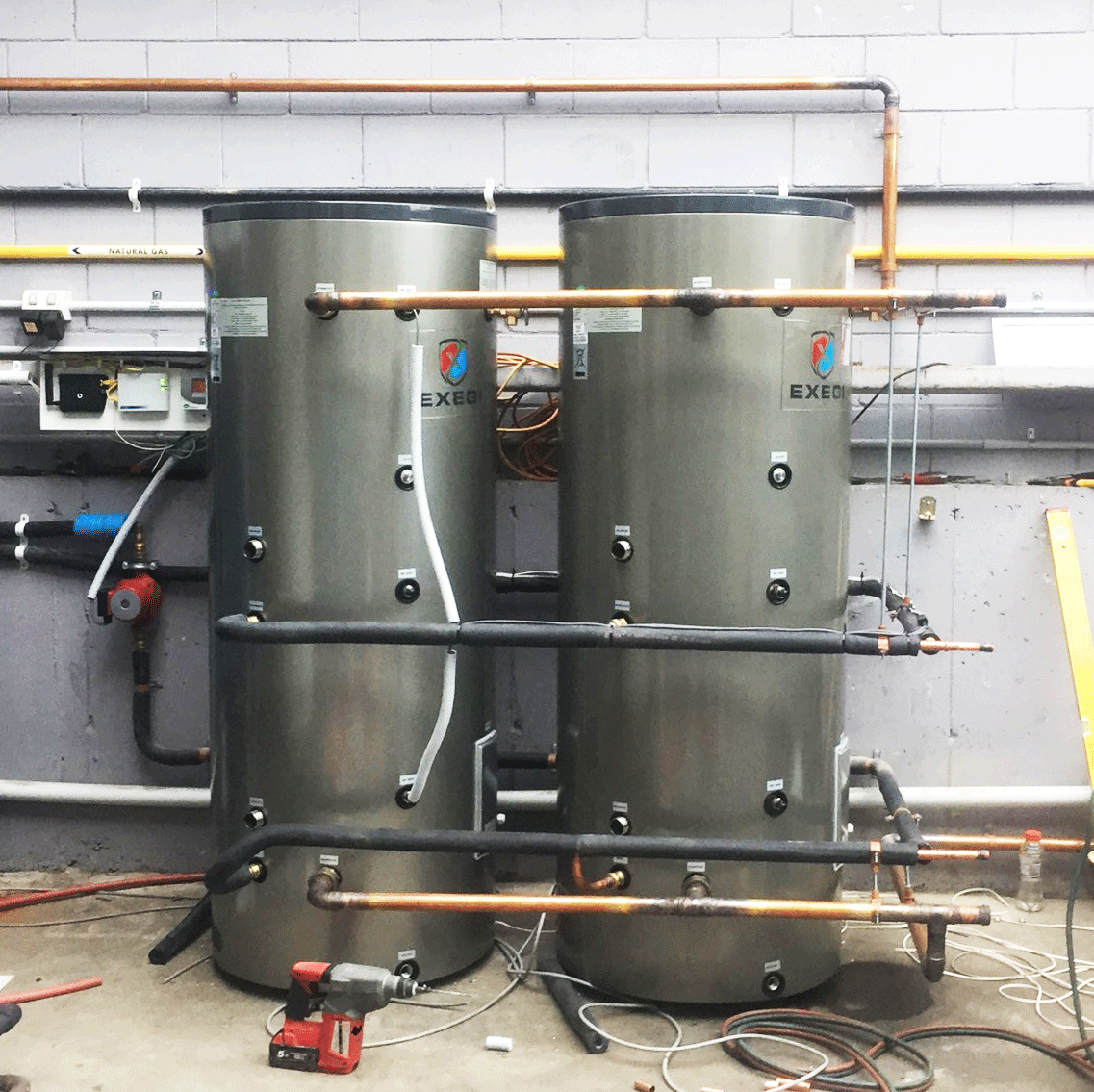 PlexiSun-storage-tanks-in-a-brewery.gif