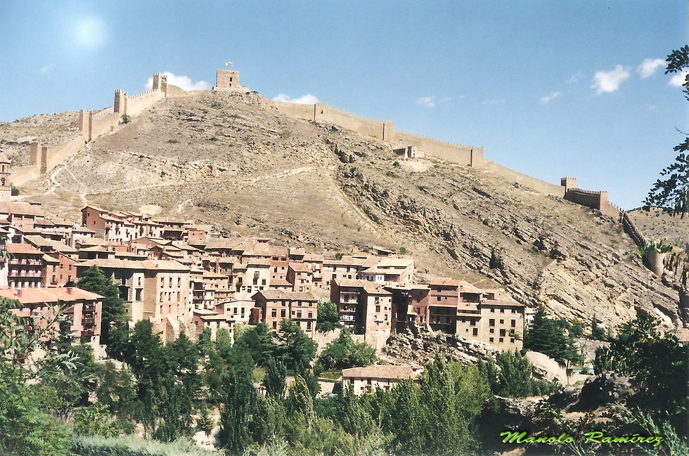 Albarracín._Muralla_(P)_2003_001