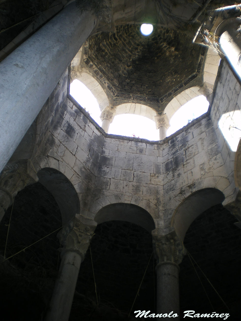 Gerona. Baños árabes (P)