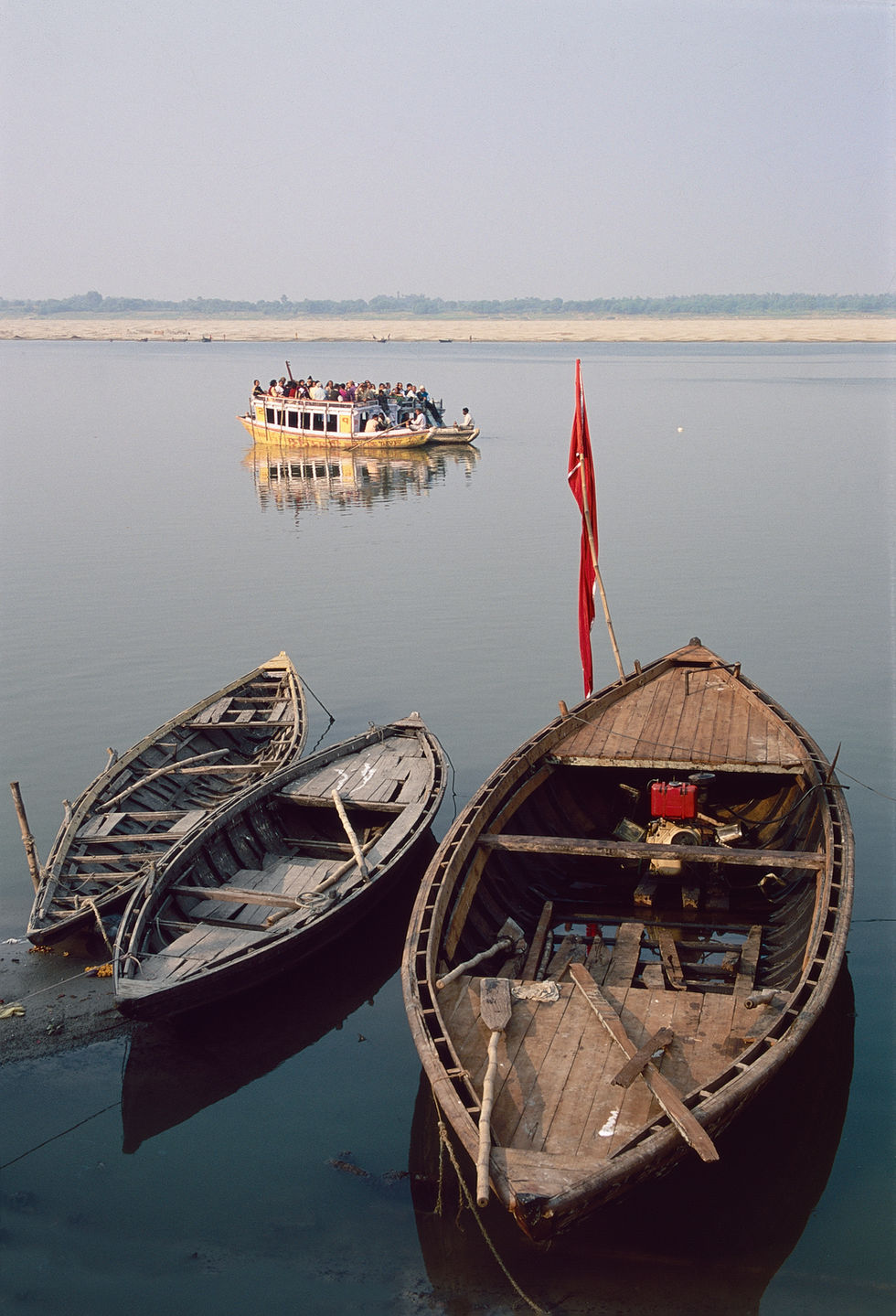 Boats on Ganges, Varanasi, India.jpg