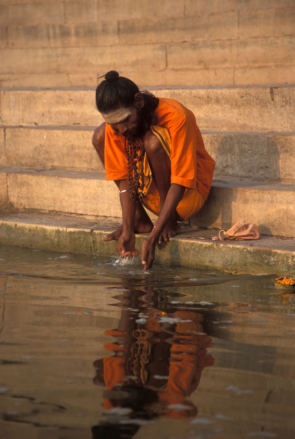 Sadhu at Ganges, Varanasi-69307