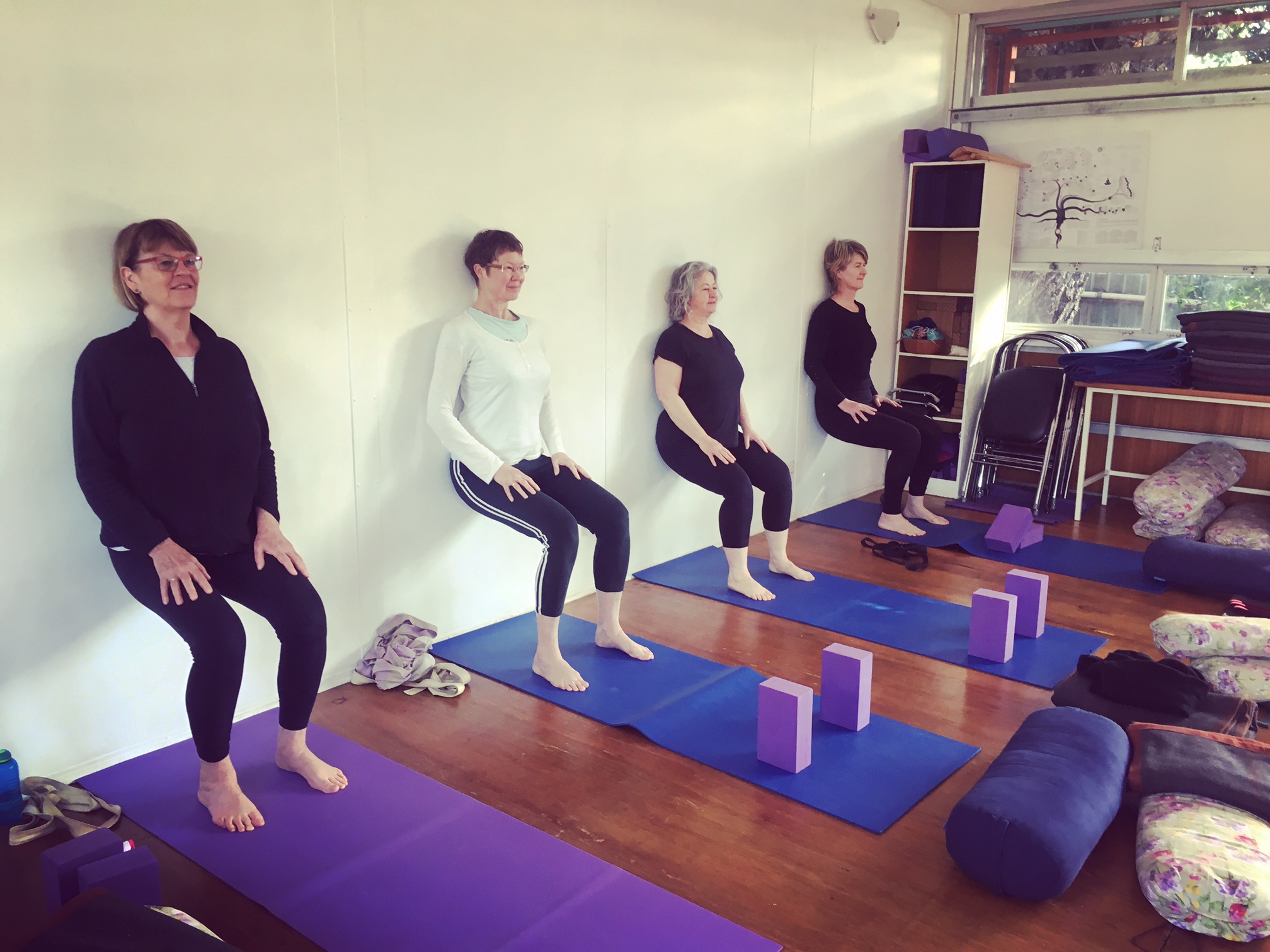 Utkatasana variation
