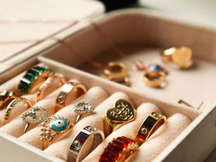 How to Organize Jewelry: Smart Tips for a Tidy Collection