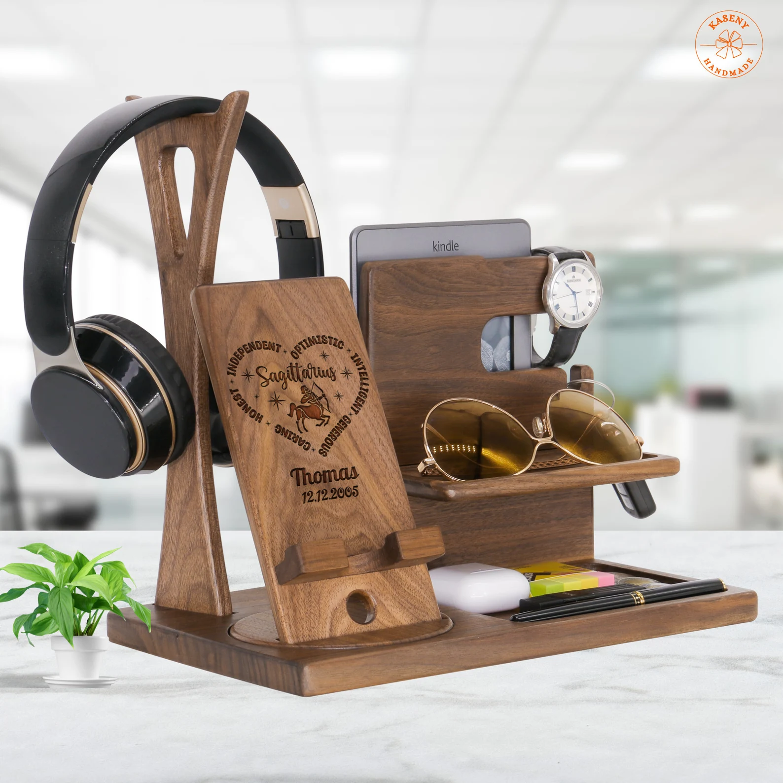 Sagittarius Zodiac Docking Station, Astrology Headphone Holder, Sagittarius Gift, Capricorn Gift, Zodiac Gift, Astrological Lovers Gifts