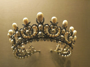 History of Jewelry and its Use