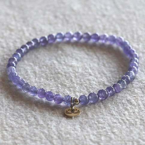 4A Grade Tanzanite bracelet with sterling silver tag. Rare blue-violet gemstone jewelry Toronto, Ontario.