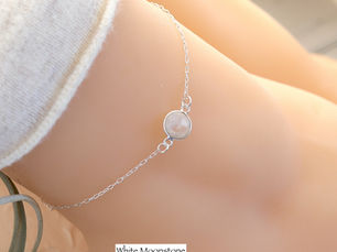 Dainty Jewelry: The Secret to Creating a Well-Coordinated Fashion Statement