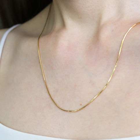 Minimal style snake chain necklace gold for everyday wear, Perfect for layering, elegant look