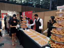 Catering donas Krispy Kreme, para evento Cash Back