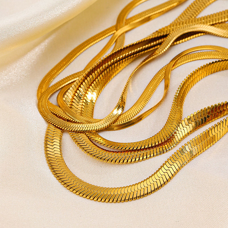Thumbnail: Elegant Multi-Layer Chain Necklace
