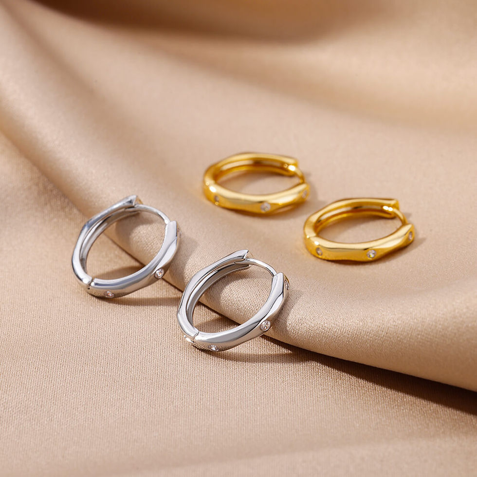 Thumbnail: Verona Twist Hoops