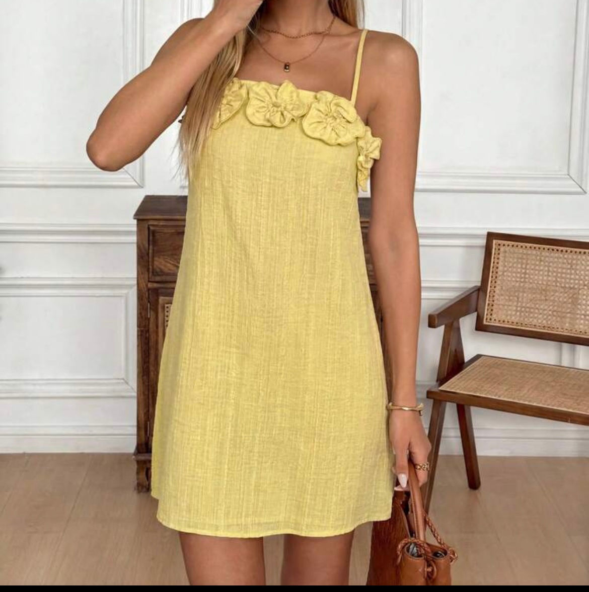 Lindo Vestido con Flores 002