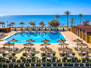 Best mid range hotels for golfers in Fuengirola