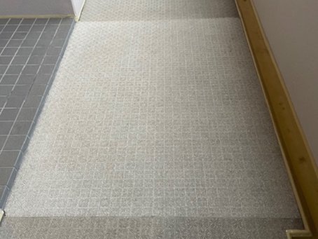 長尺塩ビシートの特殊美装