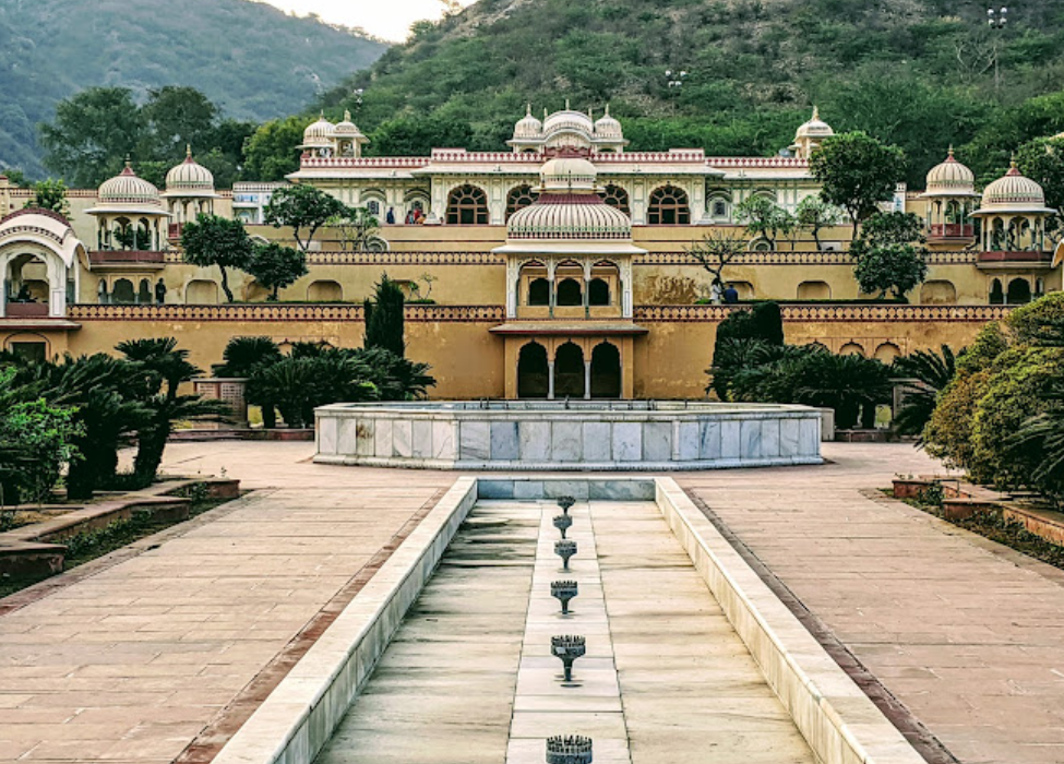 Sisodia Rani Bagh