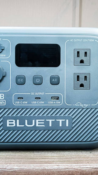 Bluetti AC50B Power Station