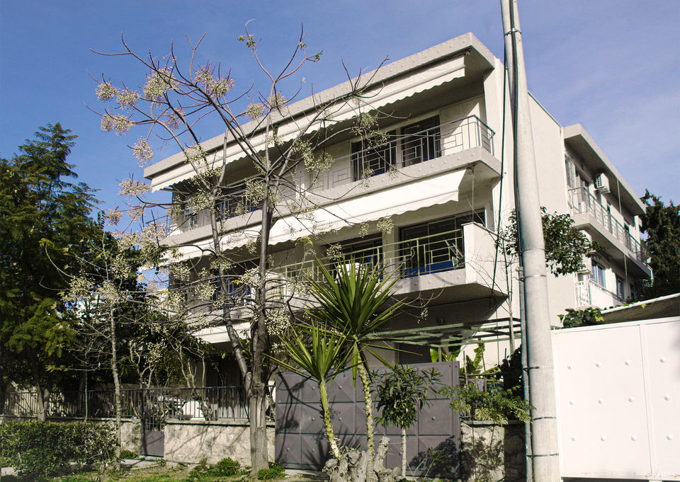 building facade renovation Glyfada Voula Athens, exterior renovation, ανακαίνιση κτιρίου Γλυφάδα Βούλα Αθήνα, οικονομική ανακαίνιση κτιρίου