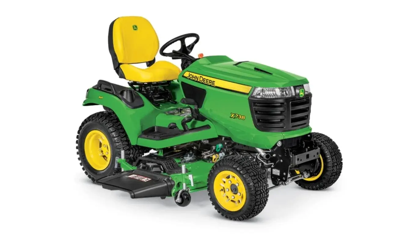 John Deere X738 Lawn Tractor
