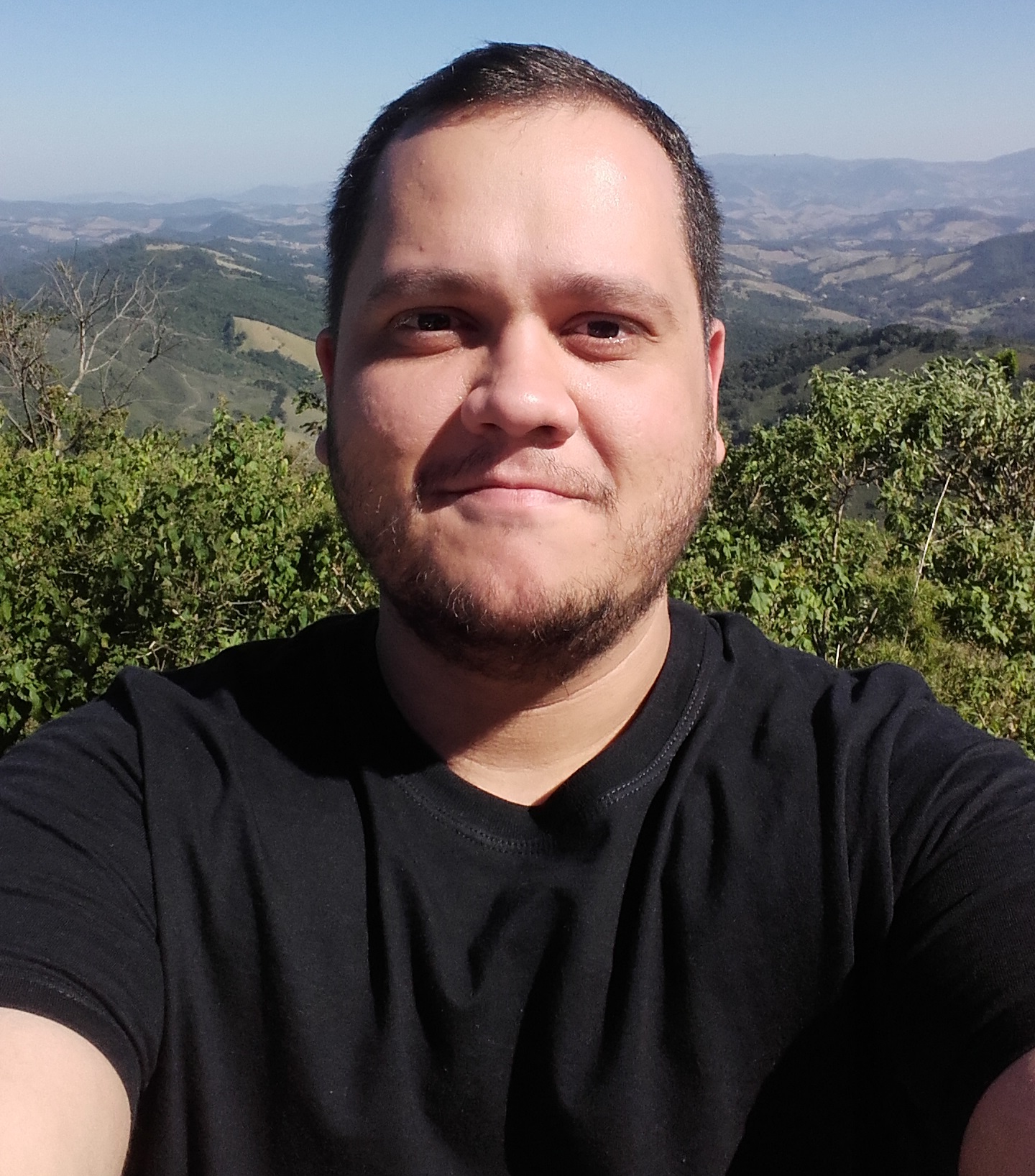 Alan Angeluci.gif