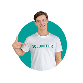 Community volunteers receiving recyclable donations