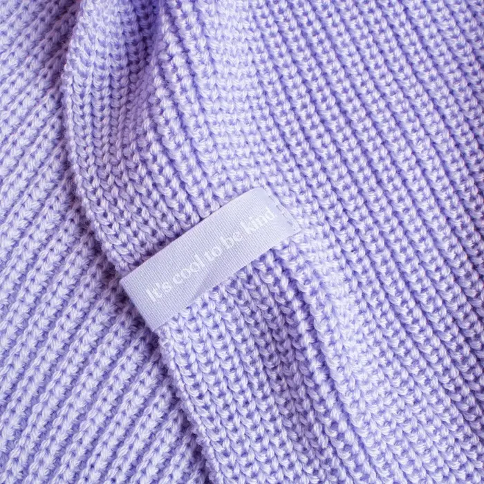 Miniaturbild: Weicher Merino-Schal, lila, nachhaltig in Deutschland gefertigt, mulesingfrei und in drei Farben erhältlich