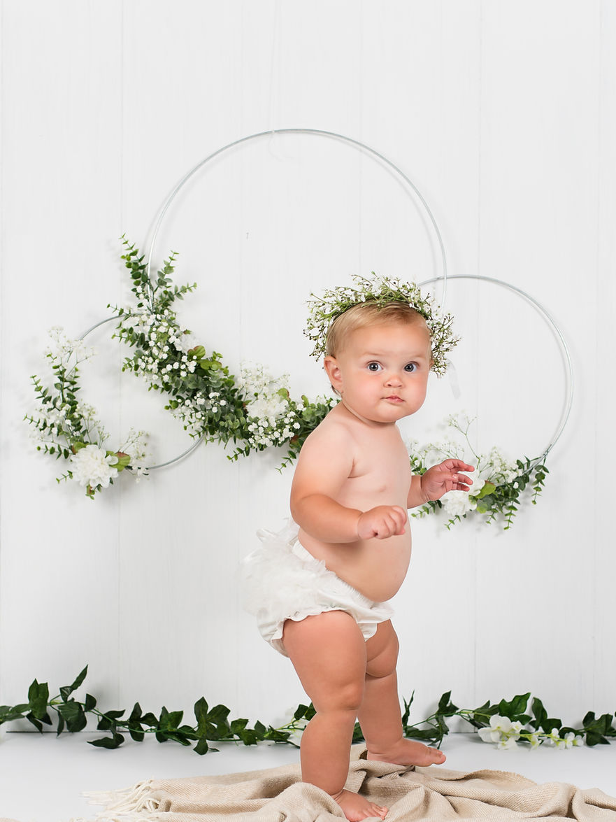 cake smash, child photographer in macomb michigan, saylor james photography