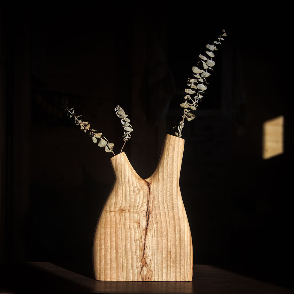 Thumbnail: Vase for dried flowers