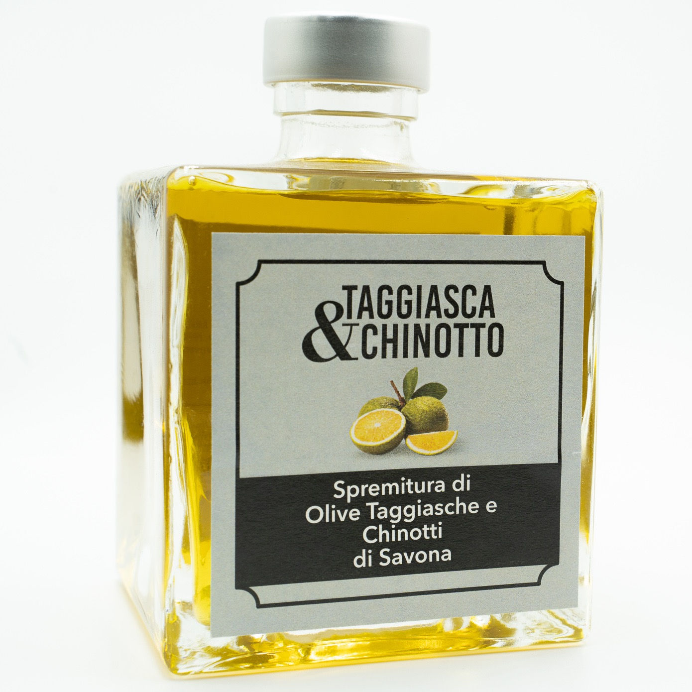 Spremitura di olive taggiasche e chinotti