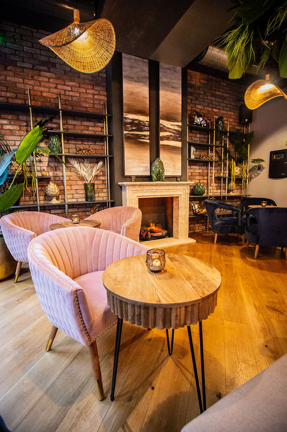 lounge bar at the gresham