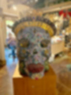 La Reina de las Flores front