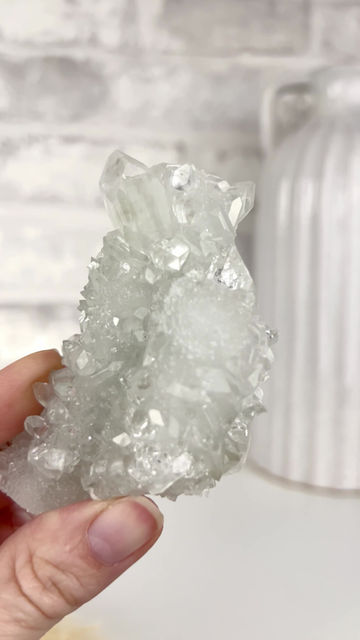 Miniature : Apophyllite Stalactite